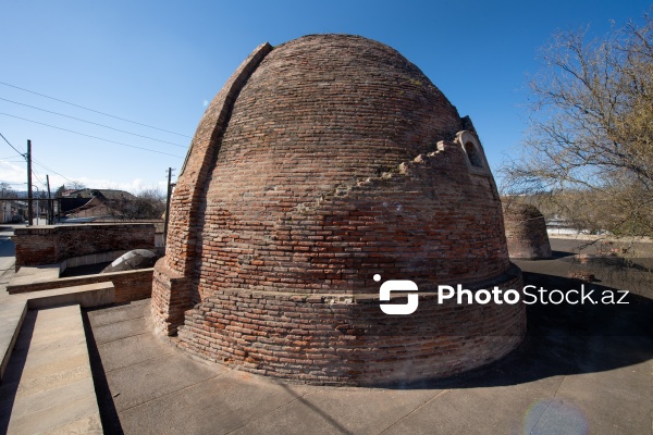 XIX əsrə aid nadir memarlıq nümunəsi olan "Hündür günbəzli hamam"