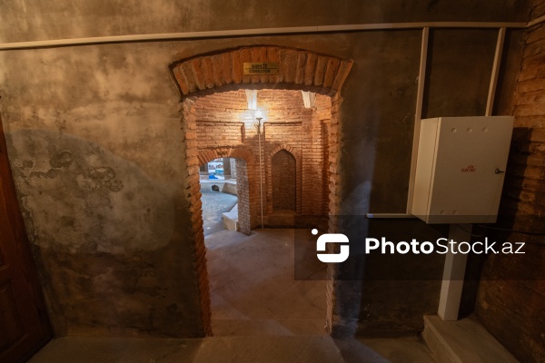 XIX əsrə aid nadir memarlıq nümunəsi olan "Hündür günbəzli hamam"