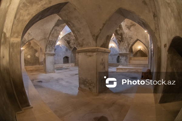 XIX əsrə aid nadir memarlıq nümunəsi olan "Hündür günbəzli hamam"