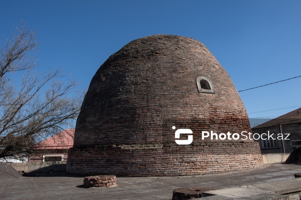 XIX əsrə aid nadir memarlıq nümunəsi olan "Hündür günbəzli hamam"