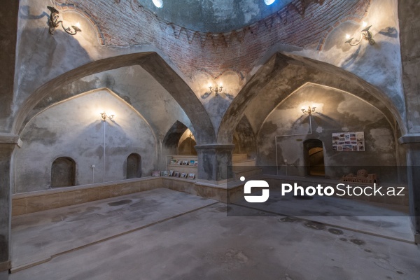 XIX əsrə aid nadir memarlıq nümunəsi olan "Hündür günbəzli hamam"