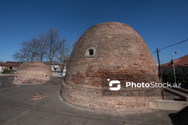 XIX əsrə aid nadir memarlıq nümunəsi olan "Hündür günbəzli hamam"