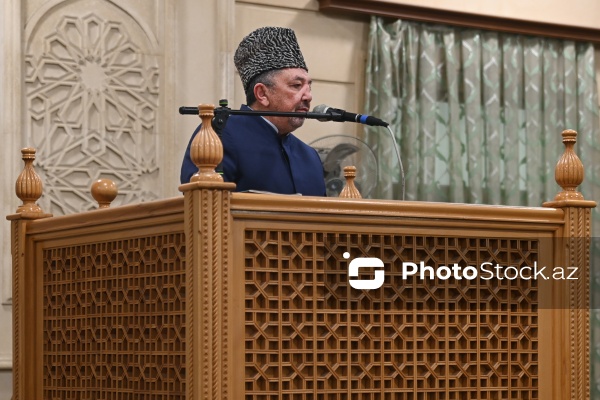 Salman Musayev - Əjdərbəy məscidində qılınan bayram namazında