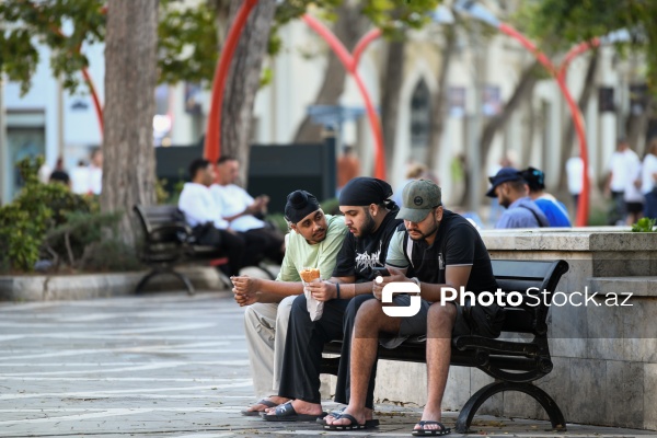 Turistlərin sevimli şəhərinə çevrilmiş paytaxt Bakı