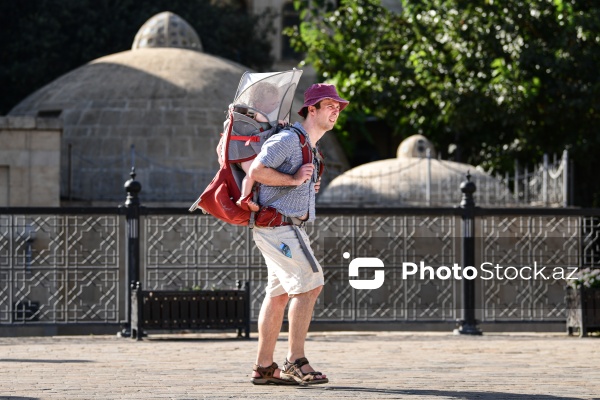 Turistlərin sevimli şəhərinə çevrilmiş paytaxt Bakı