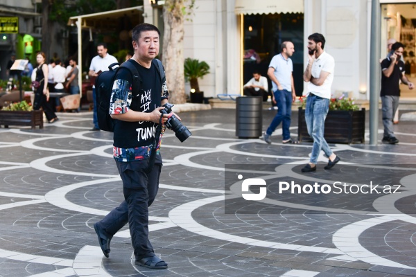 Turistlərin sevimli şəhərinə çevrilmiş paytaxt Bakı