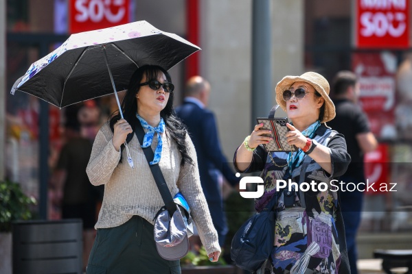 Turistlərin sevimli şəhərinə çevrilmiş paytaxt Bakı