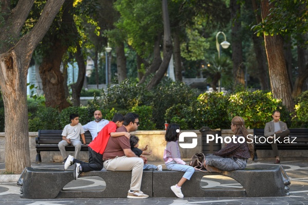 Turistlərin sevimli şəhərinə çevrilmiş paytaxt Bakı
