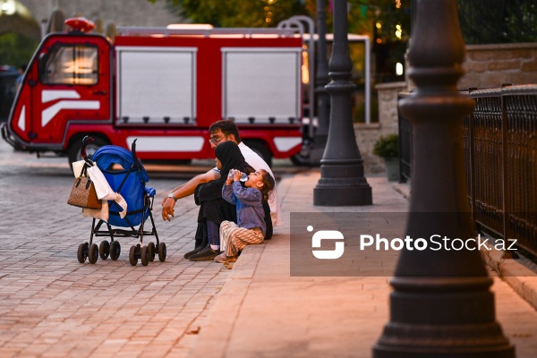 Turistlərin sevimli şəhərinə çevrilmiş paytaxt Bakı