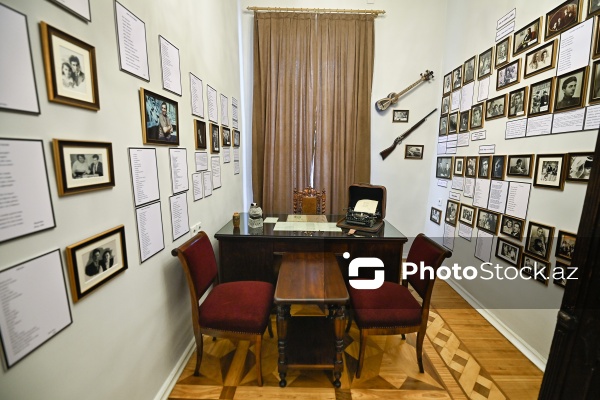 Xalq şairi Rəsul Rzanın Bakıda yerləşən ev-muzeyi