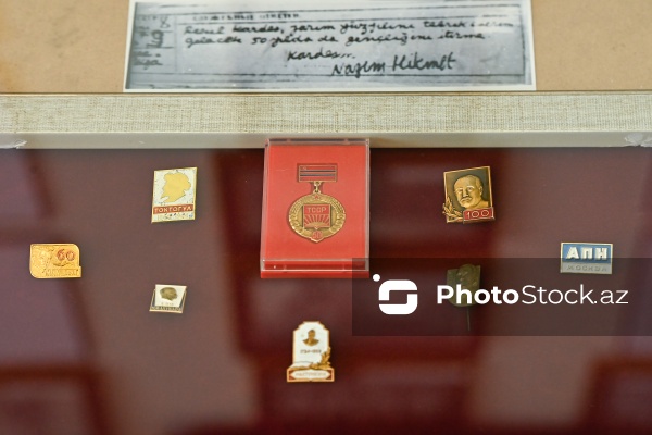 Xalq şairi Rəsul Rzanın Bakıda yerləşən ev-muzeyi