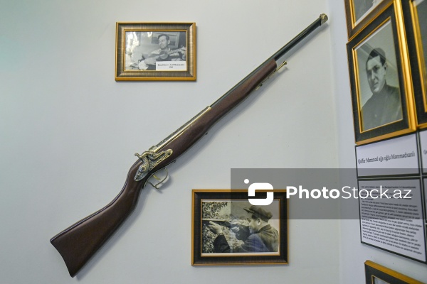 Xalq şairi Rəsul Rzanın Bakıda yerləşən ev-muzeyi