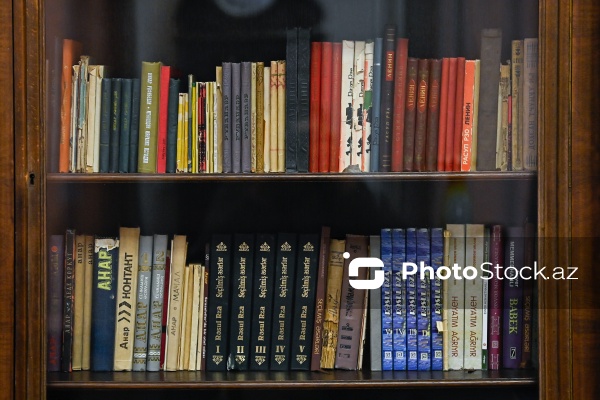 Xalq şairi Rəsul Rzanın Bakıda yerləşən ev-muzeyi