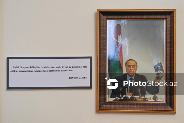 Xalq şairi Rəsul Rzanın Bakıda yerləşən ev-muzeyi