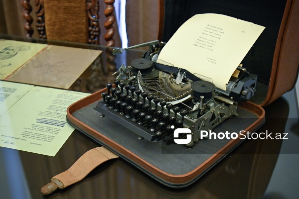 Xalq şairi Rəsul Rzanın Bakıda yerləşən ev-muzeyi