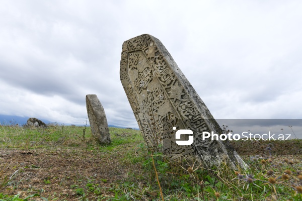 Şabranın Dağbilici kəndində yerləşən qədim qəbiristanlıq