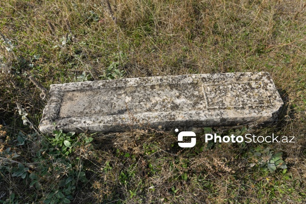 Şabranın Dağbilici kəndində yerləşən qədim qəbiristanlıq
