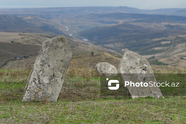 Şabranın Dağbilici kəndində yerləşən qədim qəbiristanlıq