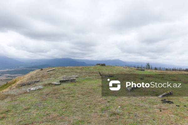 Şabranın Dağbilici kəndində yerləşən qədim qəbiristanlıq