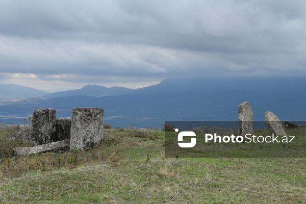 Şabranın Dağbilici kəndində yerləşən qədim qəbiristanlıq