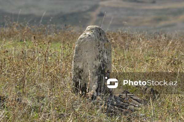 Şabranın Dağbilici kəndində yerləşən qədim qəbiristanlıq