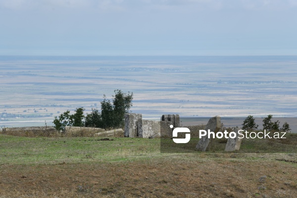 Şabranın Dağbilici kəndində yerləşən qədim qəbiristanlıq