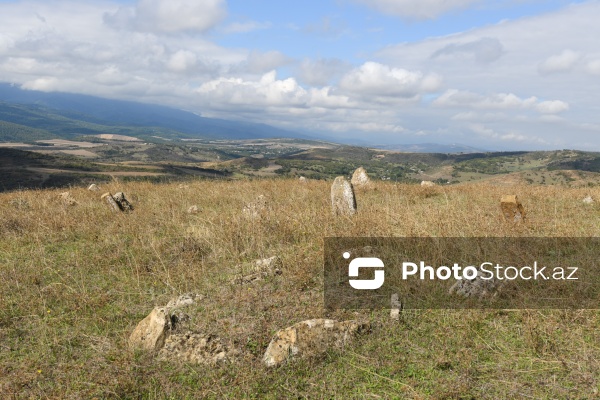 Şabranın Dağbilici kəndində yerləşən qədim qəbiristanlıq