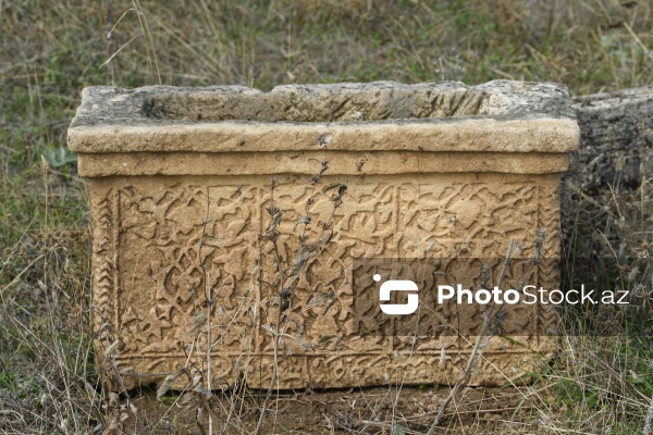 Şabranın Dağbilici kəndində yerləşən qədim qəbiristanlıq
