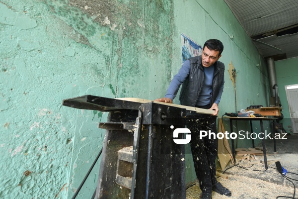 Qayıq ustası Rüstəm Məhərrəmov