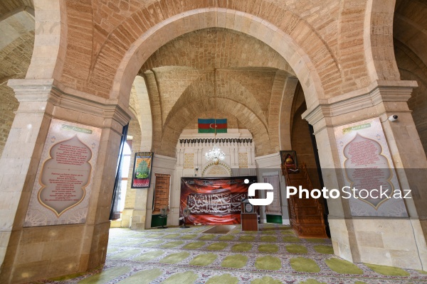 Sabunçu qəsəbəsində yerləşən Cümə məscidi