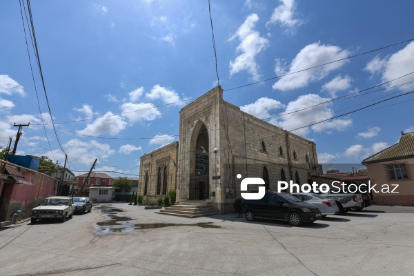 Sabunçu qəsəbəsində yerləşən Cümə məscidi