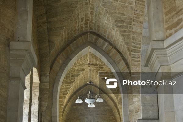 Sabunçu qəsəbəsində yerləşən Cümə məscidi