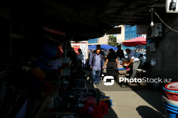 Sabunçu rayonunda yerləşən "Bit bazarı"