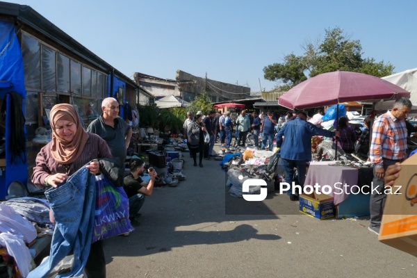 Sabunçu rayonunda yerləşən "Bit bazarı"