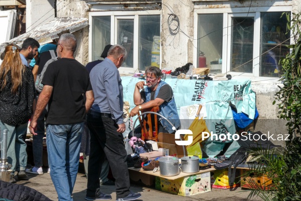 Sabunçu rayonunda yerləşən "Bit bazarı"
