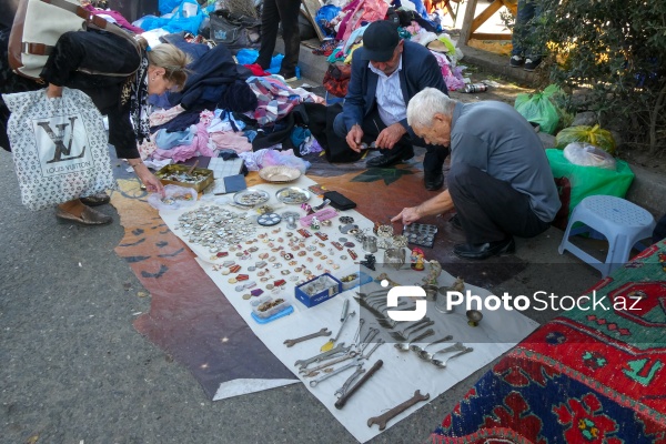 Sabunçu rayonunda yerləşən "Bit bazarı"