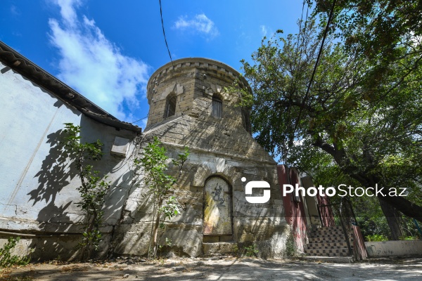 Sabunçuda yerləşən 1903-cü ilə aid su qülləsi