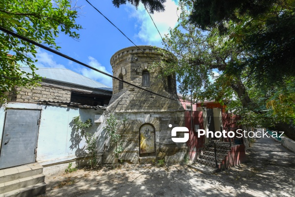 Sabunçuda yerləşən 1903-cü ilə aid su qülləsi