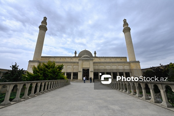 Şamaxıda dini etiqad azadlığı mövzusunda konfransın iştirakçıları Cümə və İmamzadə məscidlərində, Pirsaat Baba ziyarətgahında olublar