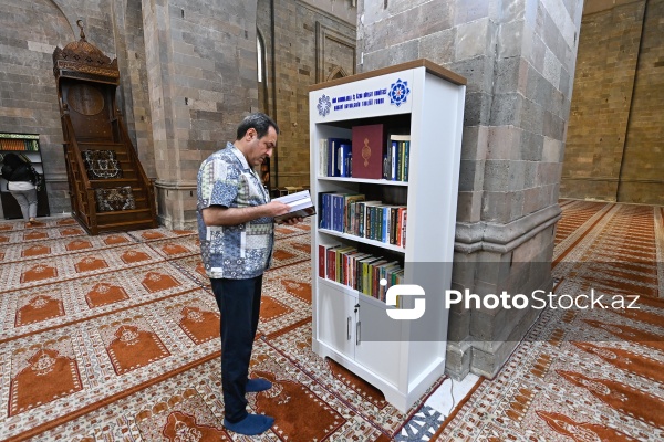 Şamaxıda dini etiqad azadlığı mövzusunda konfransın iştirakçıları Cümə və İmamzadə məscidlərində, Pirsaat Baba ziyarətgahında olublar