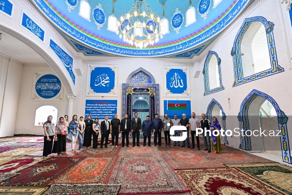 Şamaxıda dini etiqad azadlığı mövzusunda konfransın iştirakçıları Cümə və İmamzadə məscidlərində, Pirsaat Baba ziyarətgahında olublar