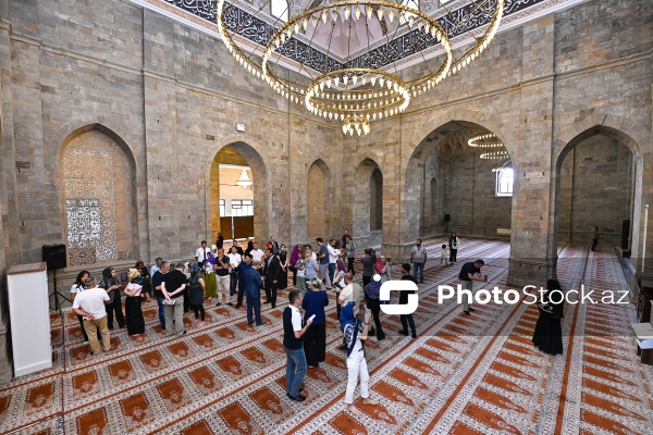 Şamaxıda dini etiqad azadlığı mövzusunda konfransın iştirakçıları Cümə və İmamzadə məscidlərində, Pirsaat Baba ziyarətgahında olublar