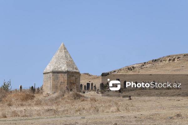 Şamaxıda yerləşən XVII əsrə aid Kələxana türbələr kompleksi