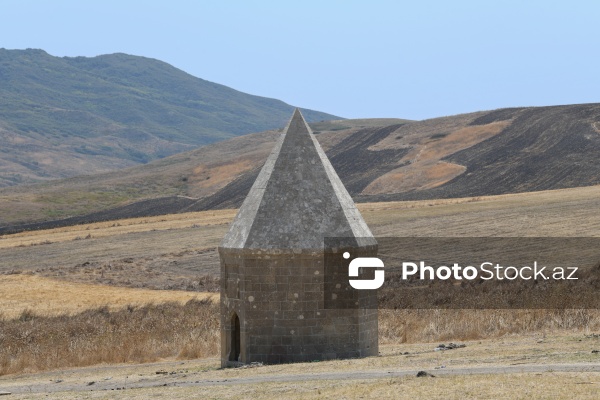 Şamaxıda yerləşən XVII əsrə aid Kələxana türbələr kompleksi