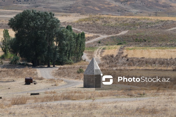 Şamaxıda yerləşən XVII əsrə aid Kələxana türbələr kompleksi