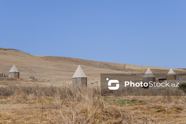 Şamaxıda yerləşən XVII əsrə aid Kələxana türbələr kompleksi