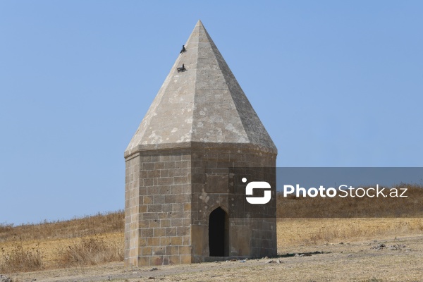 Şamaxıda yerləşən XVII əsrə aid Kələxana türbələr kompleksi