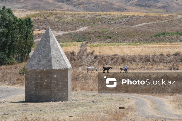 Şamaxıda yerləşən XVII əsrə aid Kələxana türbələr kompleksi