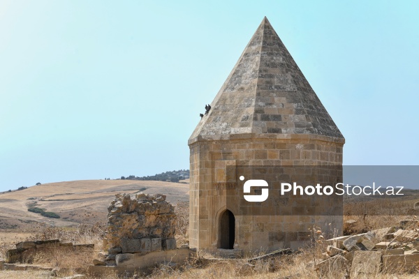 Şamaxıda yerləşən XVII əsrə aid Kələxana türbələr kompleksi