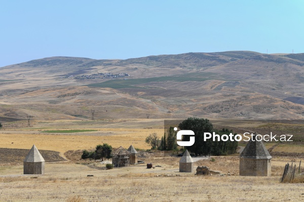 Şamaxıda yerləşən XVII əsrə aid Kələxana türbələr kompleksi